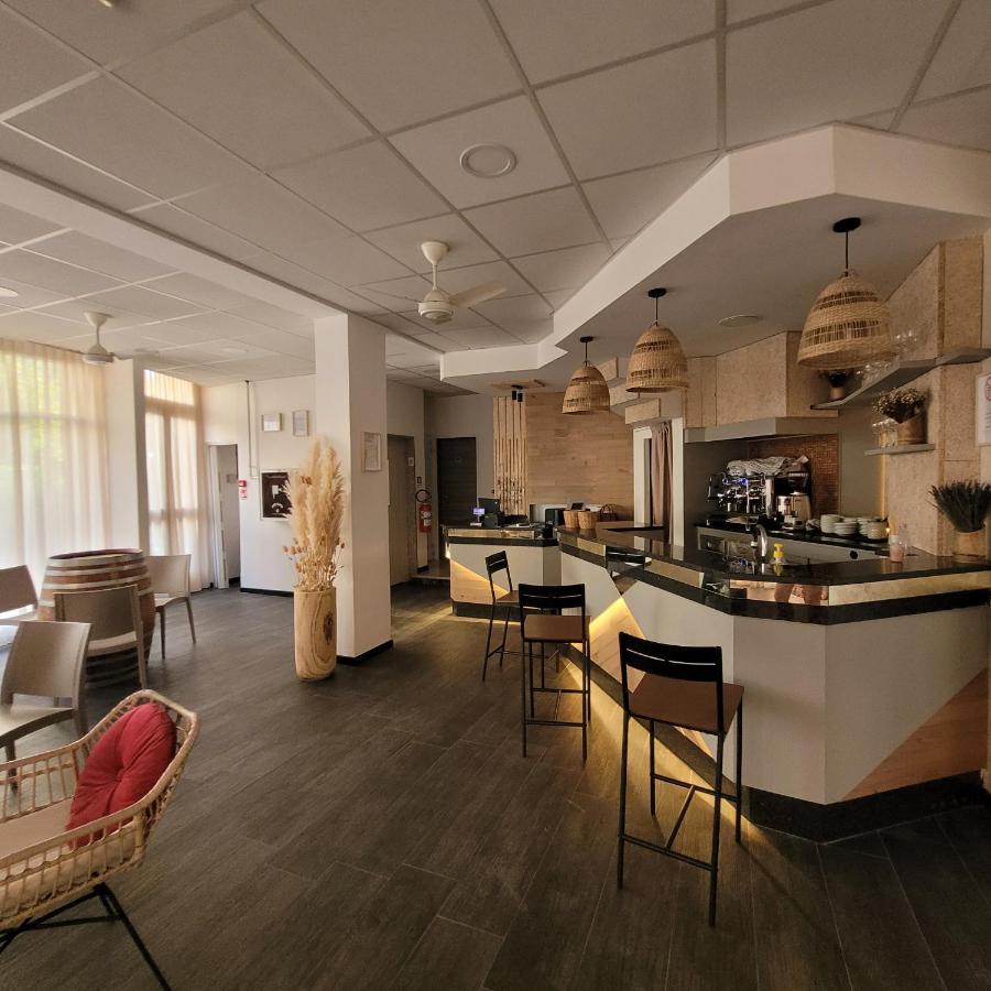 Soma Otel Rimini Dış mekan fotoğraf