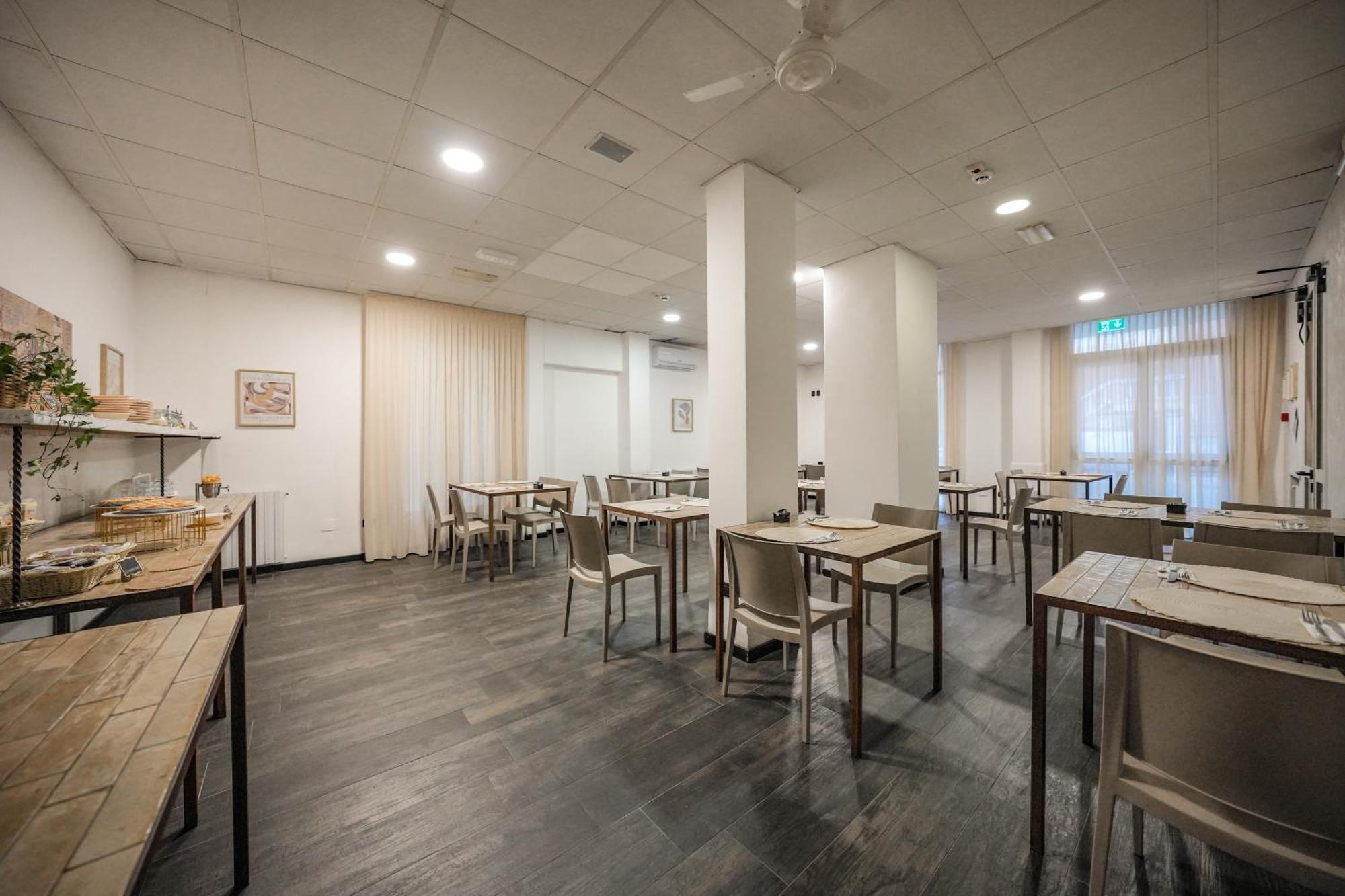 Soma Otel Rimini Dış mekan fotoğraf